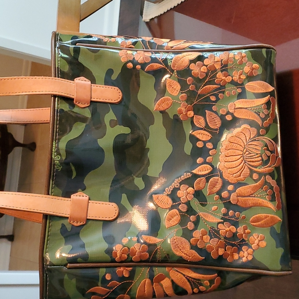 Consuela tote